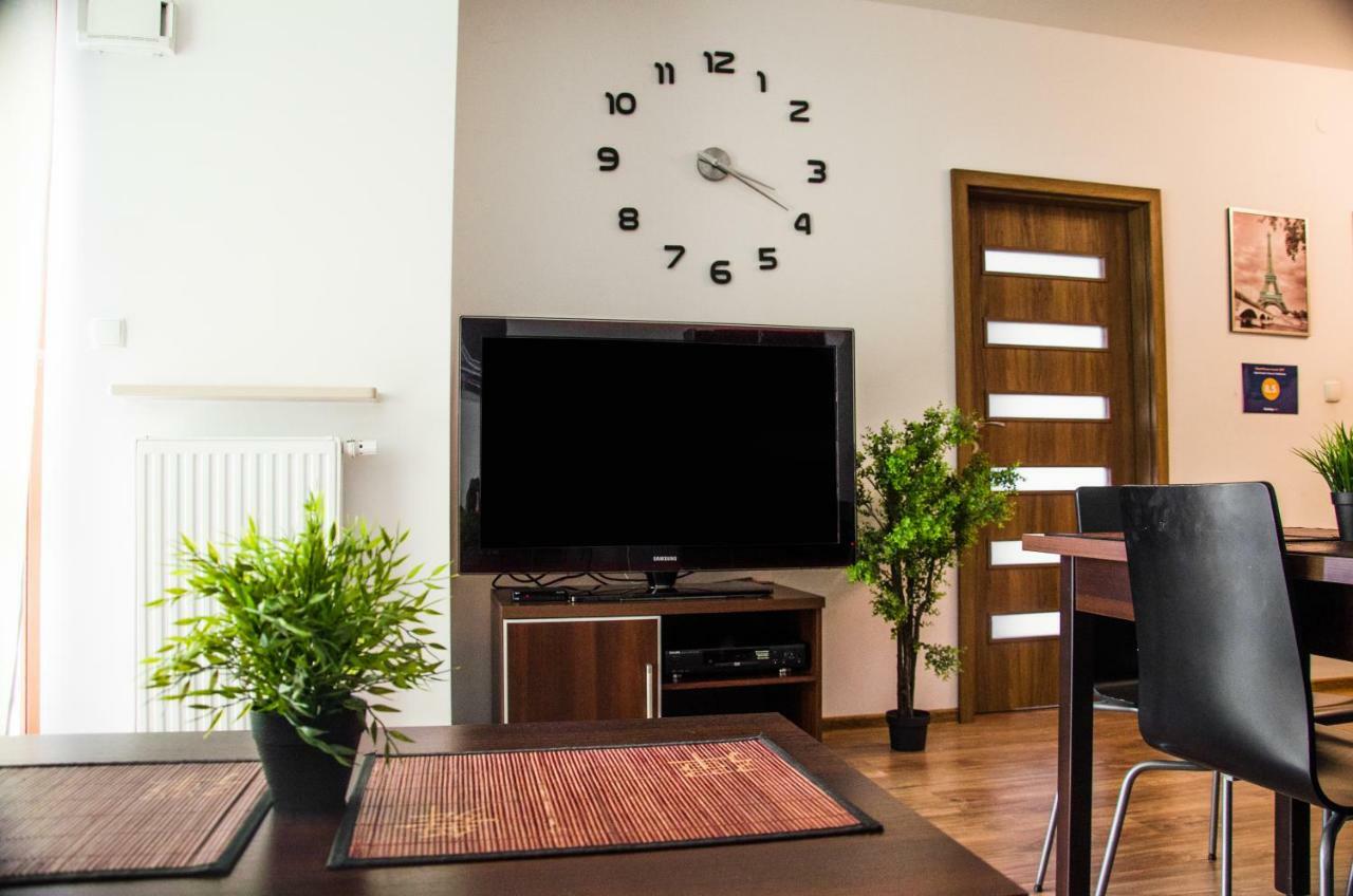 Apartament Centrum Gieldowa ワルシャワ エクステリア 写真