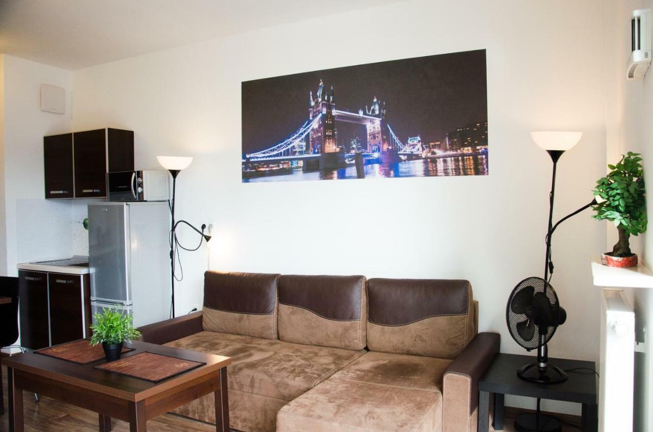 Apartament Centrum Gieldowa ワルシャワ エクステリア 写真