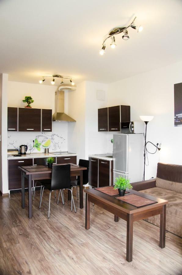 Apartament Centrum Gieldowa ワルシャワ エクステリア 写真