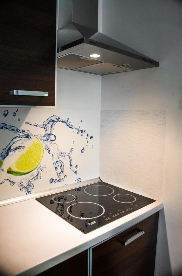 Apartament Centrum Gieldowa ワルシャワ エクステリア 写真
